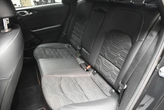 Kia Ceed 1.0 T-GDi 100pk Design Edition / 12