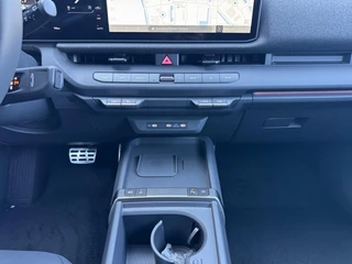 Kia Seltos X-Line Advanced 1.6 GDi Hybrid | Nieuw model! | Head-up display | Harman Kardon Speakers | 19" velgen | Nu met €2.000,- inruilpremie! / 21