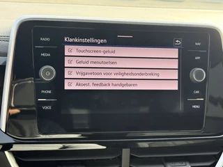 Volkswagen T-Roc 1.5 TSI R-Line Edition  | LED | Keyless | Virtual Cockpit | Apple/Android | Adapt Cruise | PDC v+a incl. camera / 64