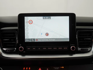Kia Stonic 1.0 T-GDi MHEV DynamicPlusLine  - Apple Carplay/Android Auto - Cruise Control - Climate Control - Navigatie - Stuur/Stoel Verwarming - 7 Jaar of 150.000km Fabrieksgarantie / 31