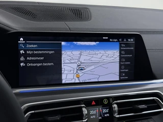 BMW X5 xDrive45e High Executive BOMVOL! | PANO | HARMAN KARDON | LASER LED | ELEK. ACHTER KLEP | ELEK. TREKHAAK | STOELVERWARMING | ELEK. MEM. SEAT | ACHTERUITRIJCAMERA | 22'' VELGEN | RIJKLAAR PRIJS + 12 MND BOVAG GARANTIE | / 42