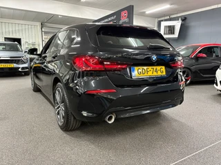 BMW 1 Series 118i NL auto/ Eerste eigenaar/ 34.323 KM/ Automaat / 4