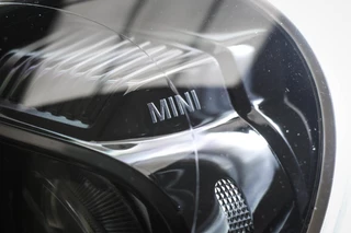 MINI 3-Door 2.0 John Cooper Works Classic / 21