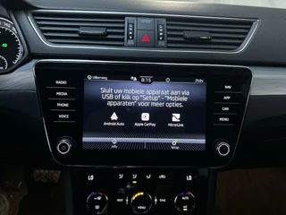 Skoda Superb Combi 1.5 TSI 150pk DSG ACT Business Edition Adaptive Cruise Navigatie DAB+ App-Connect / 12