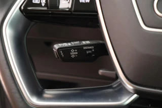 Audi Q8 e-tron 50 340pk quattro Advanced Edition 95 kWh SOH 91% Trekhaak Camera Sportstoelen Stoelverwarming / 17