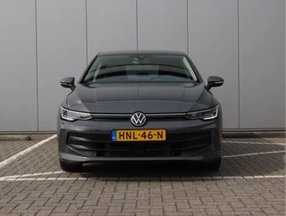 Volkswagen Golf 1.5 eTSI Life Edition  | Facelift | Head-up | Winter pakket / 6