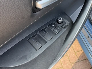 Toyota Corolla Touring Sports 1.8 Hybrid Business Plus  KEYLESS/CAMERA/ADAPT.CRUISE/PDC / 34
