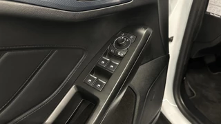 Ford Focus Wagon 1.5 EcoBoost ST Line active X Business TREKHAAK CAMERA LM NAVI CRUISE CARPLAY. / 28