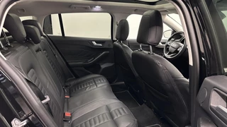 Ford Focus Wagon 1.0 EcoBoost Titanium Business PANO LEER CRUISE NAVI CARPLAY ECC. / 6