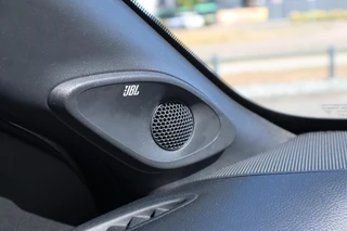 Toyota Aygo X LIMITED JBL-AUDIO STOELVERWARMING KEYLESS PARK-SENSOREN 18"LMV APPLE/ANDROID LED CLIMA CAMERA AD-CRUISE NL-AUTO / 27