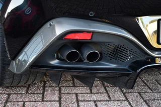 Aston Martin V8 Vantage 4.0 Carbon-ext | Ceramic-brakes | 26dkm / 81