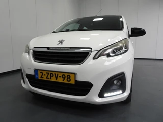 Peugeot 108 1.0 e-VTi Active Premium / 26