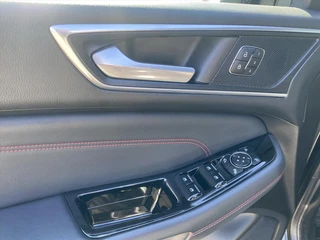 Ford S-Max 2.5 ST-LINE / 17