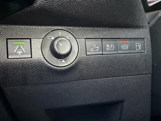 DS DS 7 225pk E-Tense Etoile (Elektrisch Schuifdak - Trekhaak - Elektrische klep - Leder incl verwarming/geheugen - Adaptieve Cruise Controle - LED - Camera) / 31