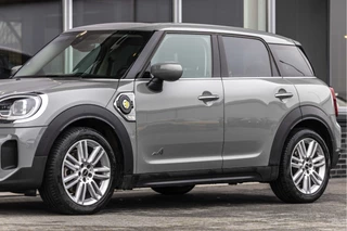 MINI Countryman Mini 1.5 Cooper S E ALL4 Chili  | SOH 99% | Pano | Head-up / 18