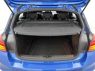 BMW 1-serie M140i xDrive Edition Shadow | Harman/Kardon | Stoelverwarming | Memory Stoelen | Leder / 31