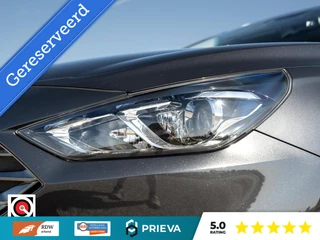 Hyundai i30 CW 1.0 T-GDI Essential 120PK | Dealer| Stoel- & Stuurverwarming | Camera | CarPlay / 6