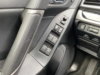 Subaru Forester 2.0 AWD Premium 150 pk AUT  | 1e eigenaar | dealer onderhouden | navigatie | leder interieur | panoramadak | keyless / 26