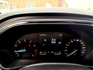 Ford Focus Wagon 1.0 EcoBoost Hybrid ST Line  Fullmap Navigatie, 17''Lmv / 12