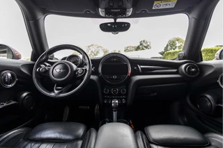 MINI 3-deurs 2.0 John Cooper Works Chili  | Pro uitlaat | Harman Kardon | NL Auto / 32