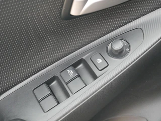 Mazda 2 1.5 Skyactiv-G Homura Camera| Navi+BT| Cruise| Speciaal kleur / 19