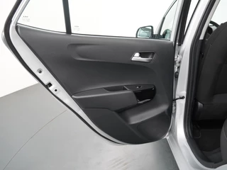 Kia Picanto 1.0 DPI DynamicLine  - Airco - Cruise Control - Navigatie - DAB - Apple Carplay/Android Auto Fabrieksgarantie 24-03-2032 of 150.000 km / 37