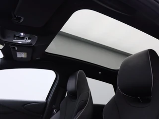 BYD DOLPHIN Design 60.4 kWh 204 Pk | Stoelverwarming | 360 Camera | Panoramadak | Adaptive Cruise | Warmtepomp |17 Inch | 26.055 Km !! / 11