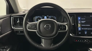 Volvo V60 2.0 B3 Momentum Business ECC NAVI CAMERA CARPLAY LM CRUISE. / 24