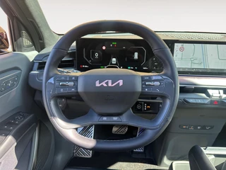 Kia EV9 GT-line AWD 99,8 kwh 7 zits | 385 PK | Geventileerde/verwarmde stoelen | Wireless Carplay & Android auto | 2.500 kg trekgewicht | Meridian | Fabrieksgarantie t/m 19-6-2033 +3x 1 jaar*  | NAP / 19