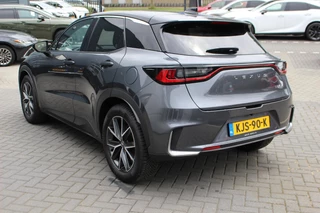 Lexus LBX 1.5 Cool 2WD / 7