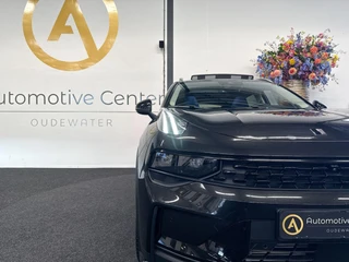 Lynk & Co 01 1.5 PHEV MY22 | 6,6 KWH | BLACK-PACK | PANO | 360 / 18