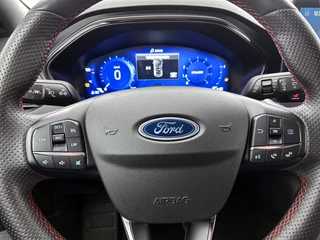 Ford Focus 1.0 EcoBoost Hybrid ST Line X | Cruise control | Stoelverwarming | Navigatie | Camera | Afneembare trekhaak | BTW / 15