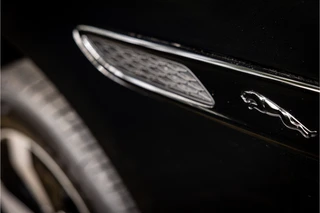 Jaguar F-PACE 2.0 P400e PHEV R-Dynamic Black  Panorama Adaptive Cruise ACC / 28