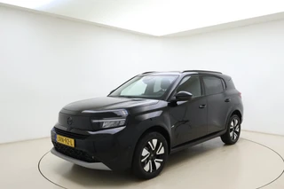 Opel Frontera 1.2 Turbo 145pk Hybrid Automaat GS 7 persoons | 8 Jaar speciale garantie | Navigatie | Stoel- en stuurverwarming | Verwarmbaar voorraam | Dakrails | Achteruitrijcamera | Climate control | 17" Lichtmetalen velgen