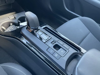 Toyota Prius 2.0 Plug-in Executive Carplay Pano.dak Stoel/Stuurverw. PHEV / 19
