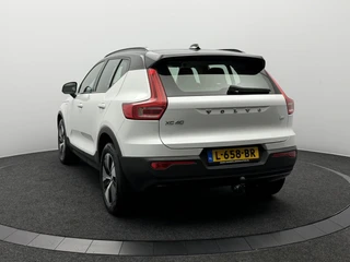Volvo XC40 1.5 T4 Recharge R-Design Expression | Trekhaak | Leer | Stoel/Stuurverwarming | Camera / 7