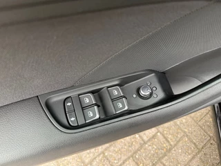 Audi A3 Sportback 35 TFSI CoD Advance - Automaat Apple Carplay Android Auto Navi / 16