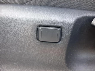 Toyota C-HR 1.8 Hybrid 140 Dynamic BLIND-SPOT APPLE/ANDROID NAVI KEYLESS PARK-SENSOREN LM-VELGEN AD-CRUISE CAMERA / 15
