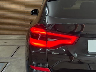 BMW X3 XDrive30i High Ex. M-Sport | Shadow-Line | Pano | Trekhaak | 20"| Ambient | Driving + Park Assist | Adaptief M-onderstel / 43