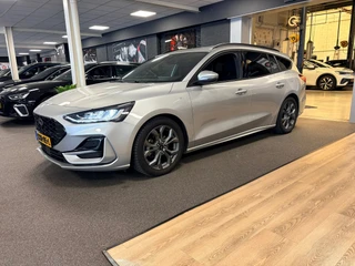 Ford Focus Wagon 1.0 EcoBoost Hybrid ST Line X automaat / Camera / cruise / stoel en stuurverwarming / 4