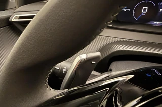 Peugeot 208 1.2 Hybrid 110 e-DCS6 Allure | 360° Camera | Navigatie | Apple Carplay & Android Auto | 16'' LM Velgen | Climate Control / 29