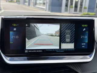 Peugeot e-2008 GT Pack 50 kWh 136PK Automaat Navigatie, Achteruitrijcamera, Keyless, Stoelverwarming, Adaptieve Cruise Control / 30