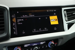 Audi A1 Sportback 30 TFSI 110pk S-Tronic S edition Sonos Keyless Stoelverwarming ACC LED Climate Control Carplay 2x S-Line / 24