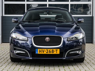 Jaguar XF 2.2d R-Sport Schuifdak | Xenon | Keyless | Leder/Alcantara | Camera | Stoelverwarming | Meridian | PDC v+a / 19