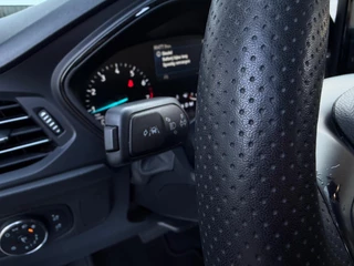 Ford Focus Wagon 1.0 EcoBoost Hybrid ST Line Carbon / 21