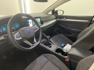 Volkswagen Golf 1.0tsi life 81kW / 12