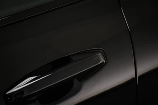 Volvo V60 2.0 T6 Recharge AWD R-Design | PARK ASSIST PACK | DAB | APPLE | VOORRUITVERWARMING | CAMERA / 23