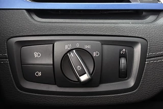 BMW X2 xDrive25e M Sport Panoramadak Head-Up HiFi Keyless Memory / 28