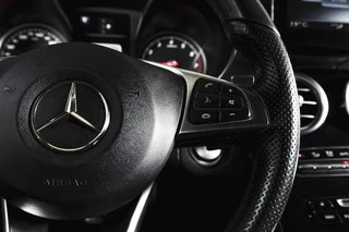 Mercedes-Benz GLC Coupé 250 4MATIC 211 PK Premium AMG Line  | S/K-Panodak | Cruise | Stoelverw. | PDC | Camera | App. Connect | ECC | LM 21" | / 42