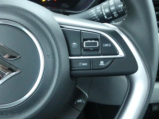 Suzuki Swift 1.2 Select Smart Hybrid Uit voorraad leverbaar, Stoel verwarming, Apple Carplay/Android Auto, Dode hoe detectie / 17